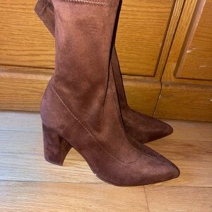 Express Brown Heeled Boots with Suede Finish